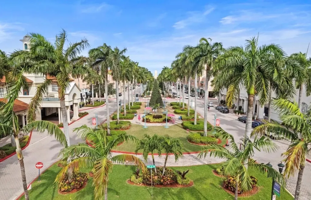 22088 Palms Way Boca Raton FL 33433