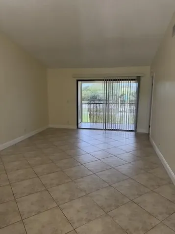 22088 Palms Way Boca Raton FL 33433