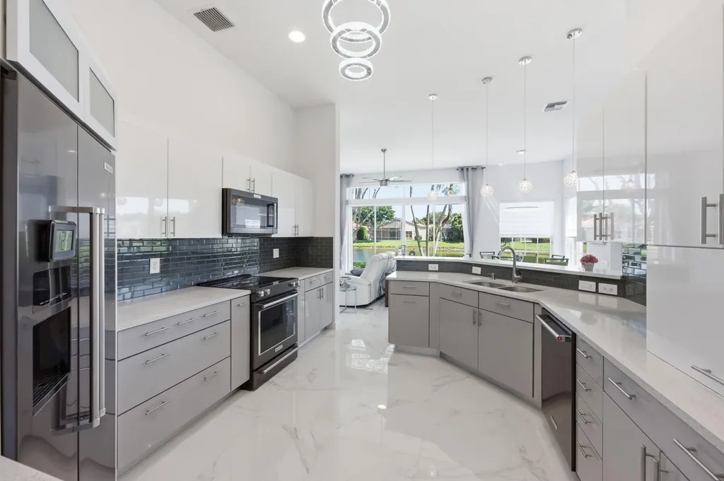 6703 Catania Drive Boynton Beach FL 33472