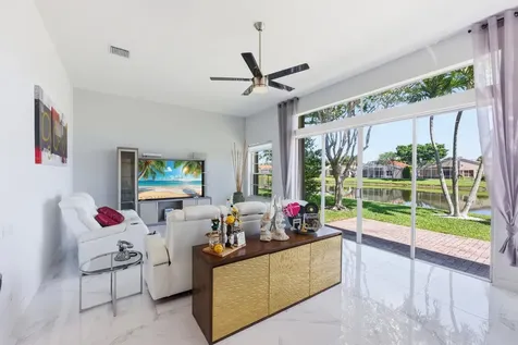 6703 Catania Drive Boynton Beach FL 33472