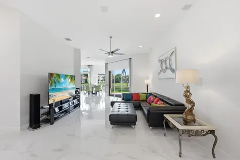 6703 Catania Drive Boynton Beach FL 33472