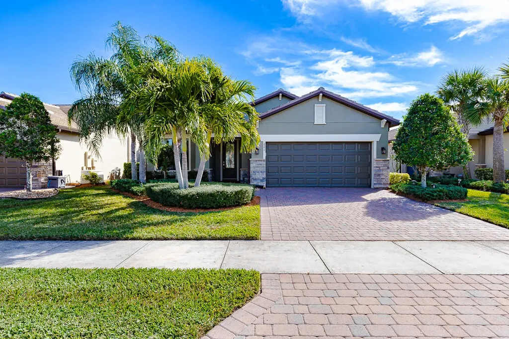 221 SE Longview Drive Port St Lucie FL 34984