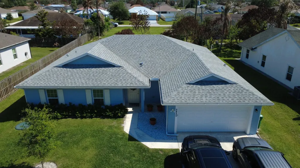 5425 NW Edgewater Avenue Port St Lucie FL 34983