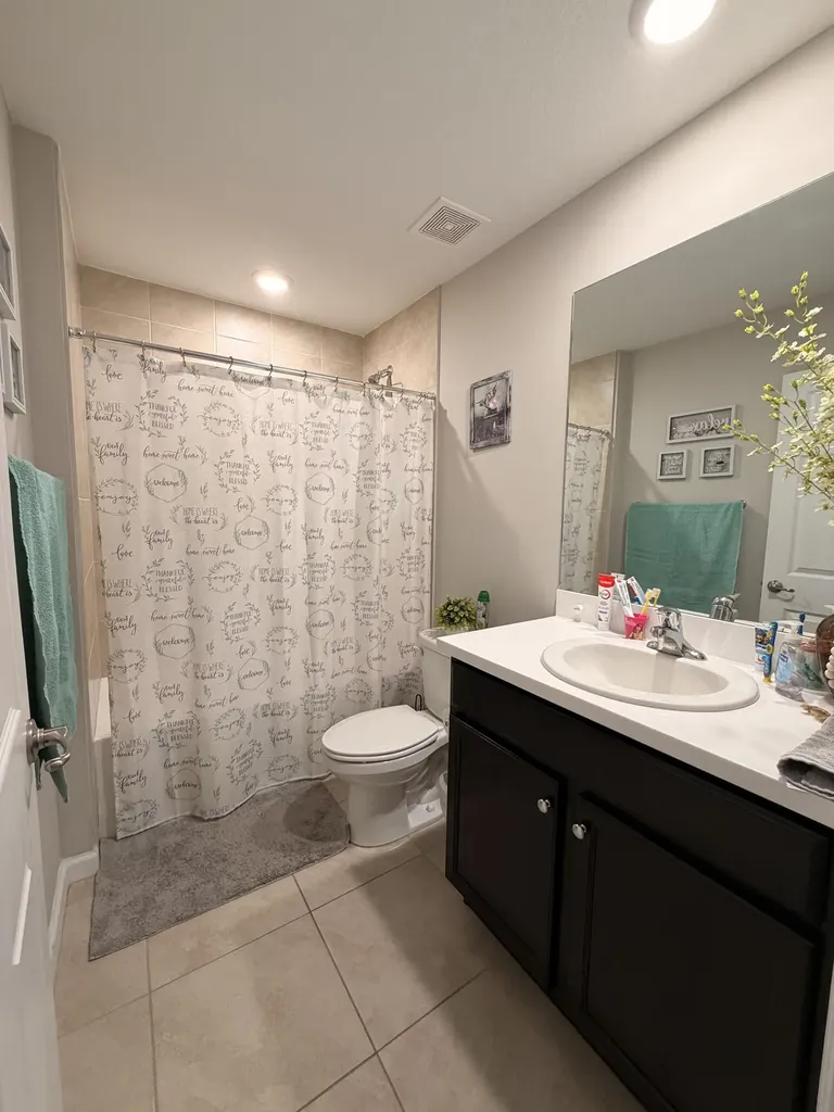 5425 NW Edgewater Avenue Port St Lucie FL 34983