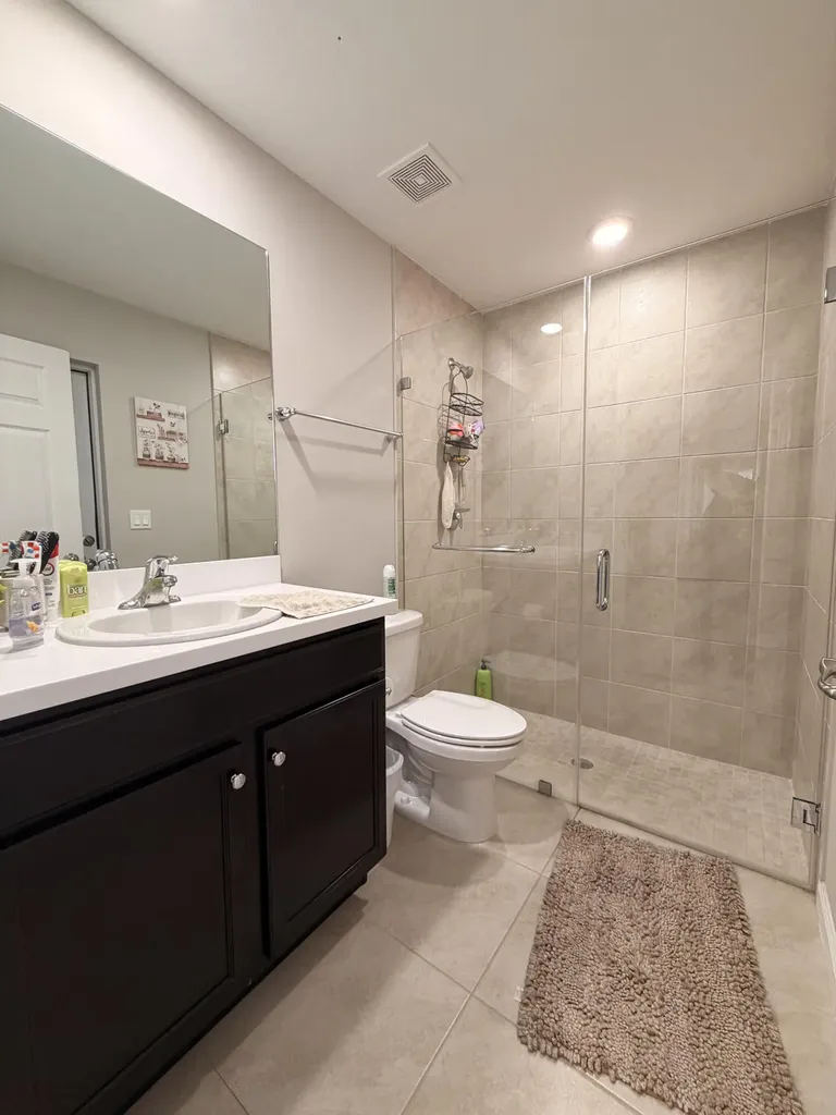 5425 NW Edgewater Avenue Port St Lucie FL 34983