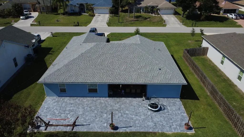 5425 NW Edgewater Avenue Port St Lucie FL 34983