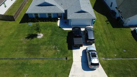 5425 NW Edgewater Avenue Port St Lucie FL 34983