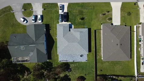 5425 NW Edgewater Avenue Port St Lucie FL 34983