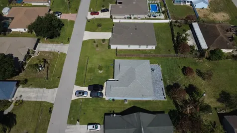 5425 NW Edgewater Avenue Port St Lucie FL 34983