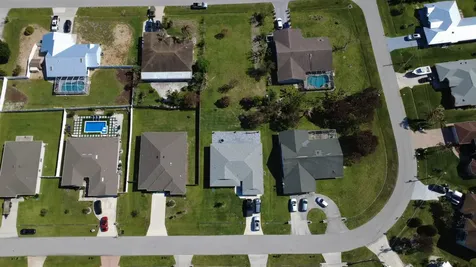 5425 NW Edgewater Avenue Port St Lucie FL 34983