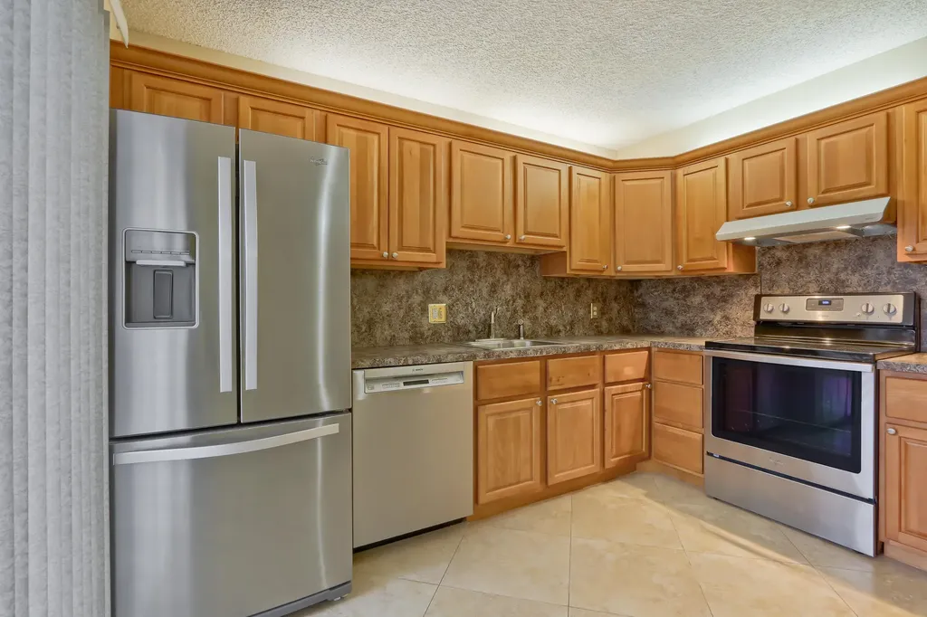 3343 Meridian Way N Palm Beach Gardens FL 33410