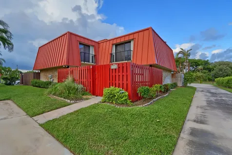 3343 Meridian Way N Palm Beach Gardens FL 33410