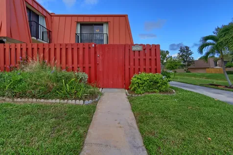 3343 Meridian Way N Palm Beach Gardens FL 33410