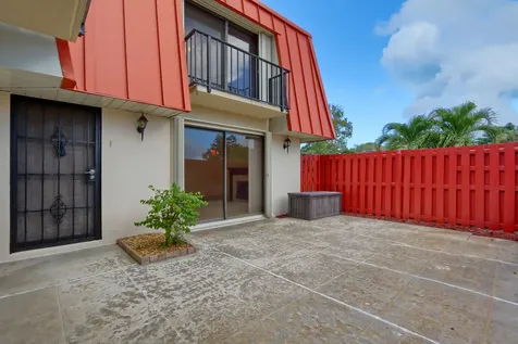 3343 Meridian Way N Palm Beach Gardens FL 33410