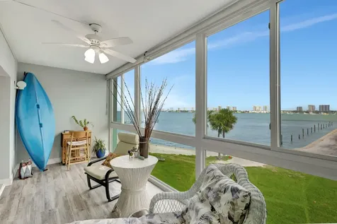2936 Lake Shore Drive Riviera Beach FL 33404