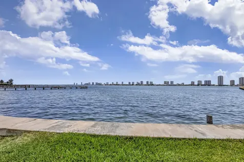 2936 Lake Shore Drive Riviera Beach FL 33404