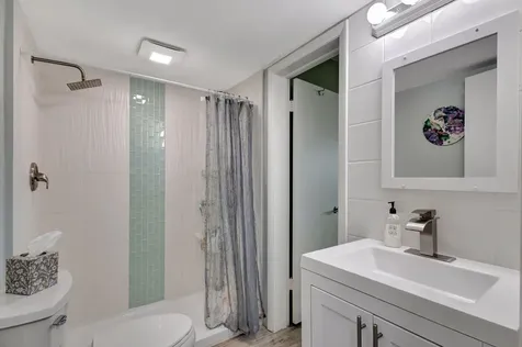 2936 Lake Shore Drive Riviera Beach FL 33404