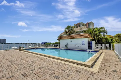 2936 Lake Shore Drive Riviera Beach FL 33404