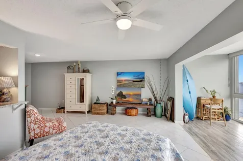 2936 Lake Shore Drive Riviera Beach FL 33404