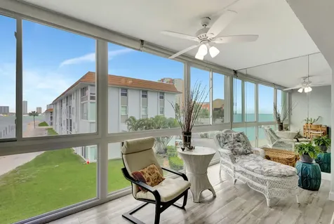 2936 Lake Shore Drive Riviera Beach FL 33404