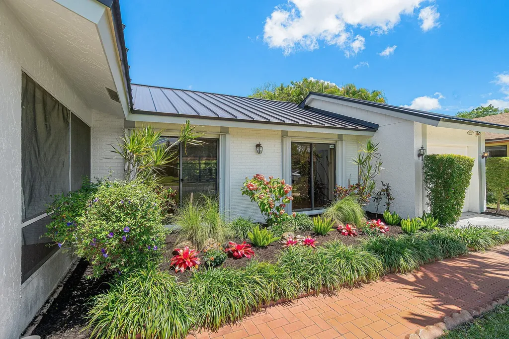 14888 Sunnyview Lane Delray Beach FL 33484