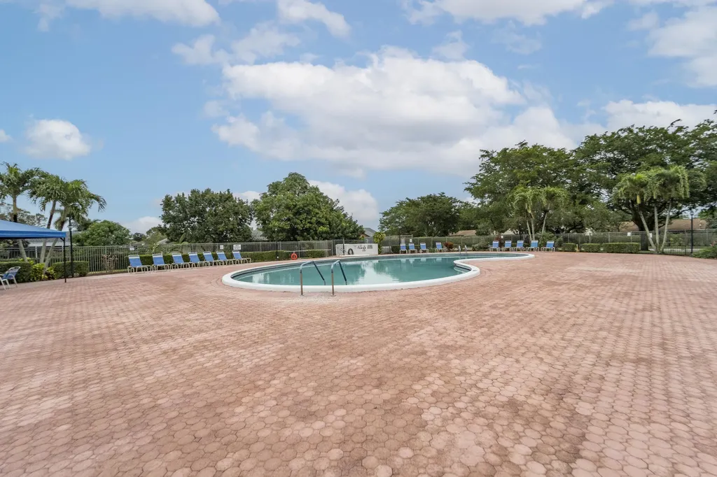 14888 Sunnyview Lane Delray Beach FL 33484