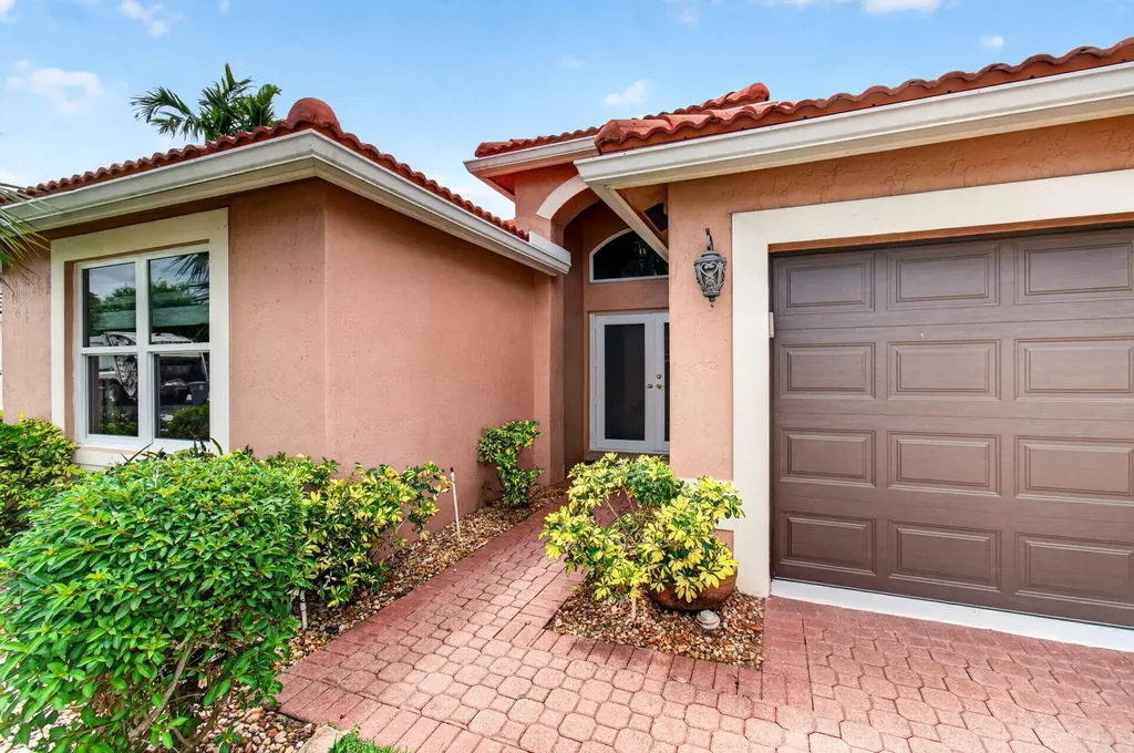 9380 Fox Trot Lane Boca Raton FL 33496