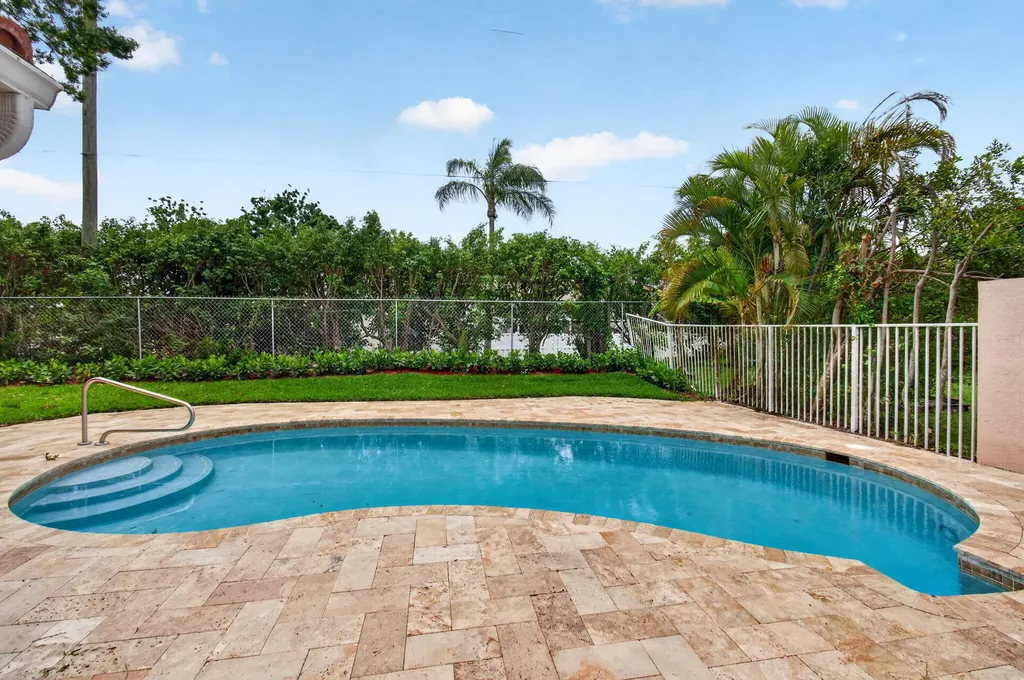 9380 Fox Trot Lane Boca Raton FL 33496