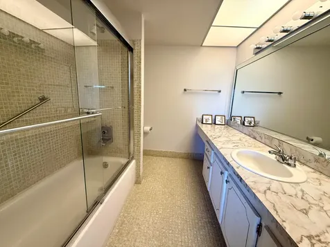 313 Greenbrier B West Palm Beach FL 33417