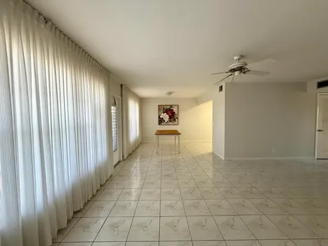 313 Greenbrier B West Palm Beach FL 33417