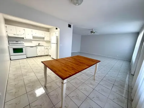 313 Greenbrier B West Palm Beach FL 33417