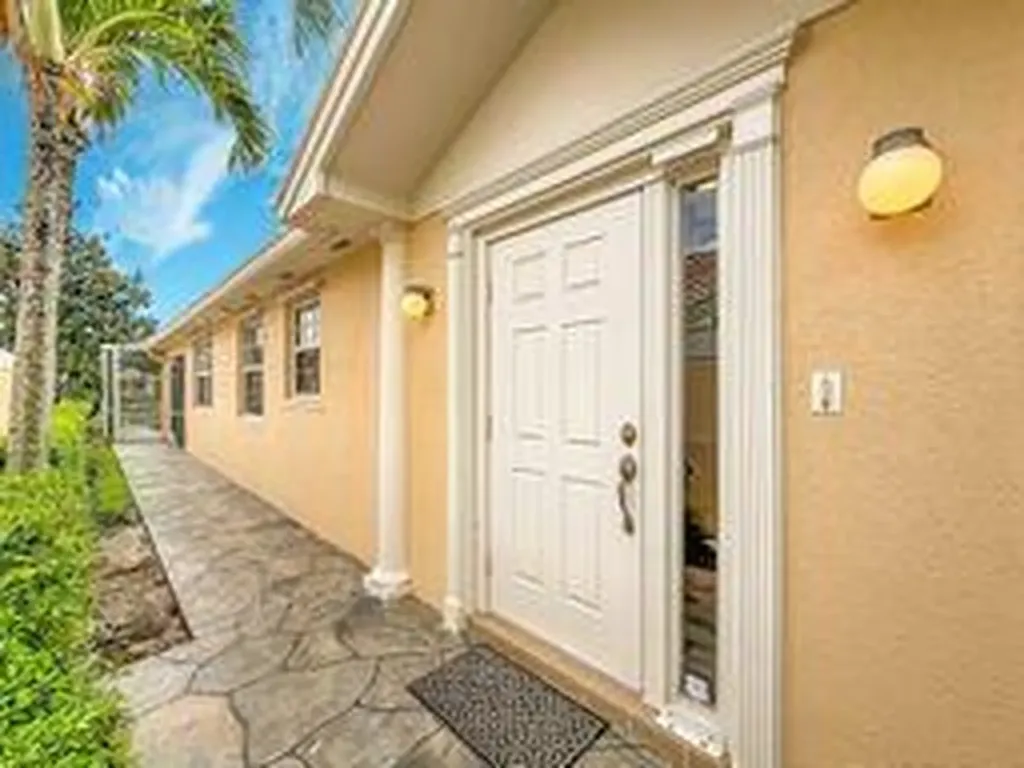 8023 Montserrat Place Wellington FL 33414