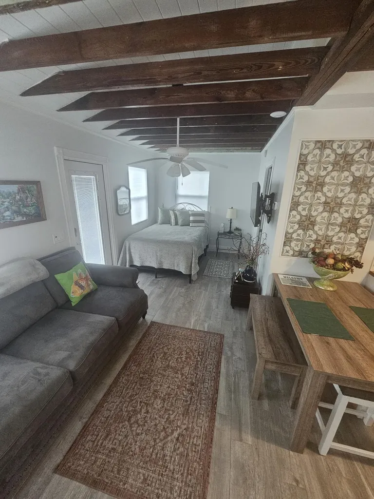 2396 Easy Street Palm Beach Gardens FL 33410