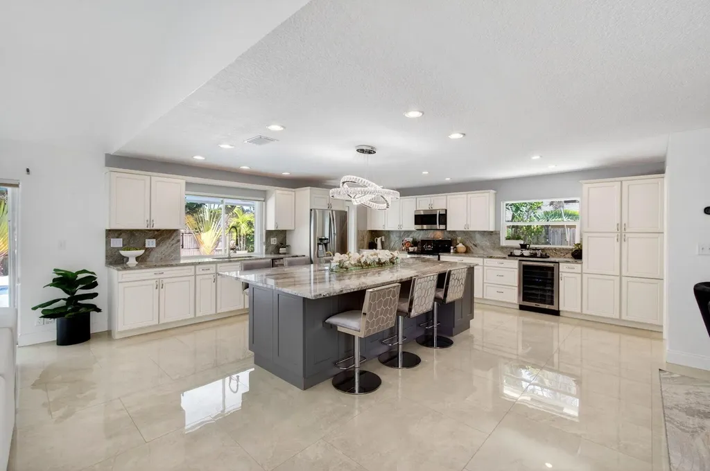 17634 Lake Park Road Boca Raton FL 33487