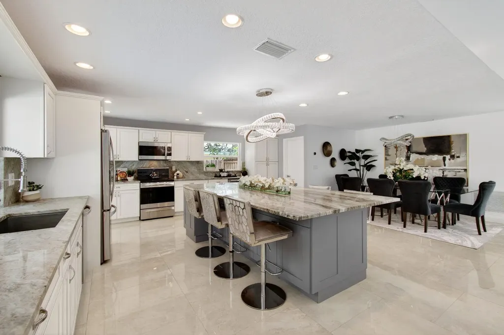 17634 Lake Park Road Boca Raton FL 33487