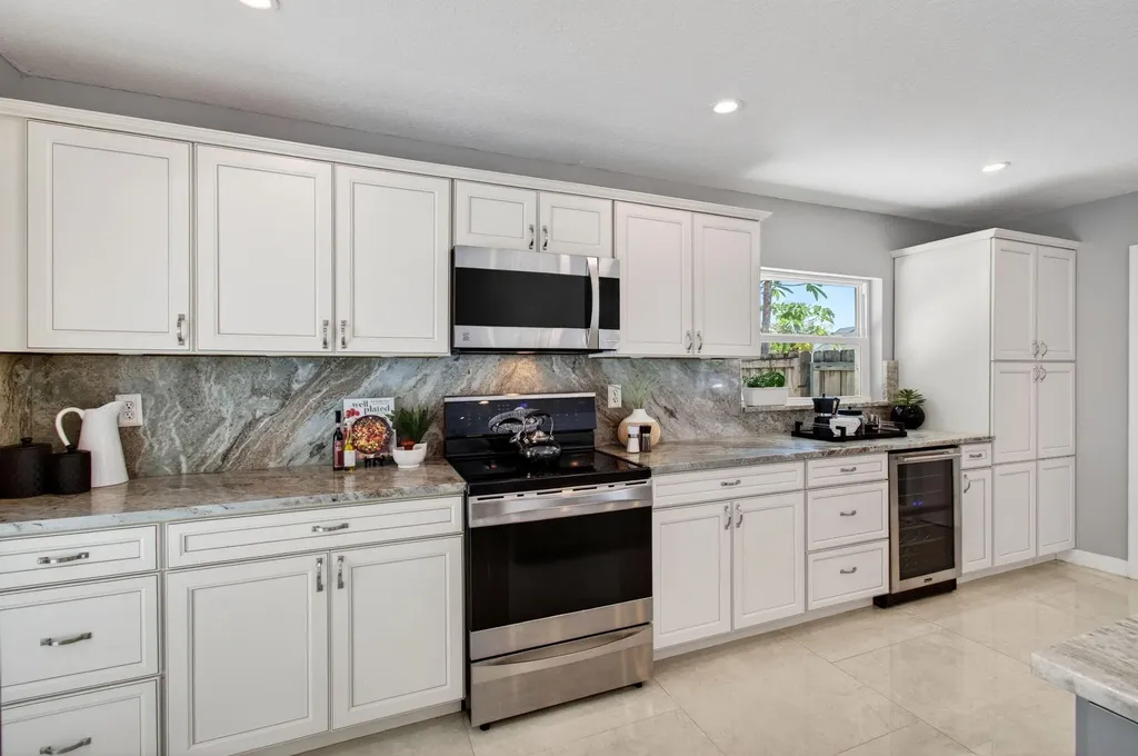 17634 Lake Park Road Boca Raton FL 33487