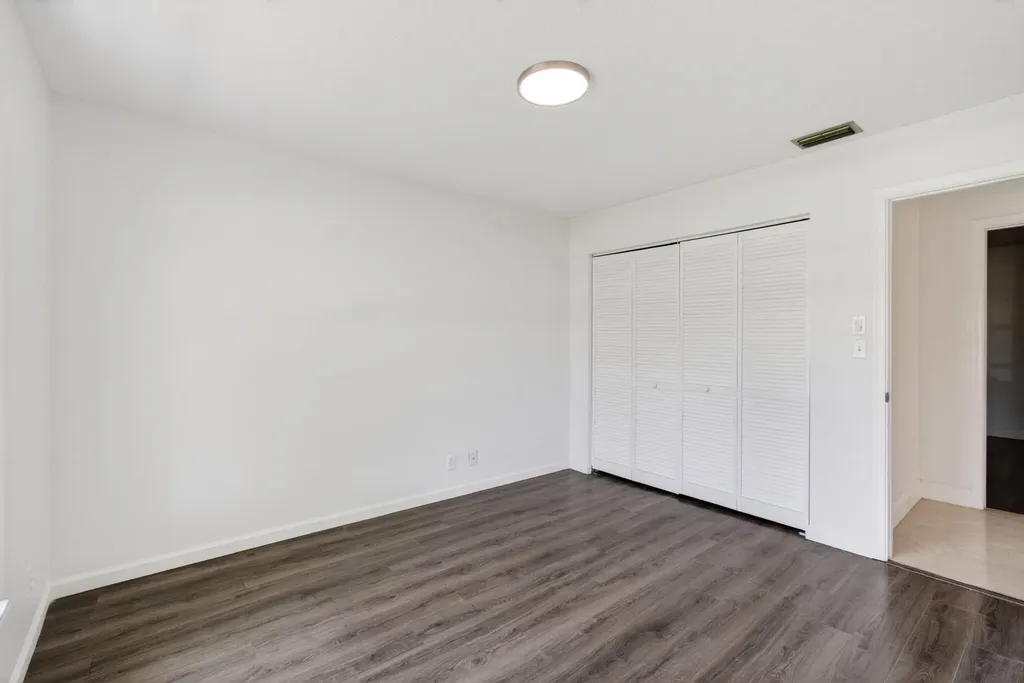 17634 Lake Park Road Boca Raton FL 33487