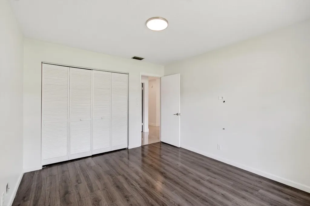 17634 Lake Park Road Boca Raton FL 33487