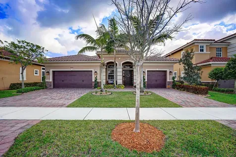 8980 Lakeview Place Parkland FL 33076