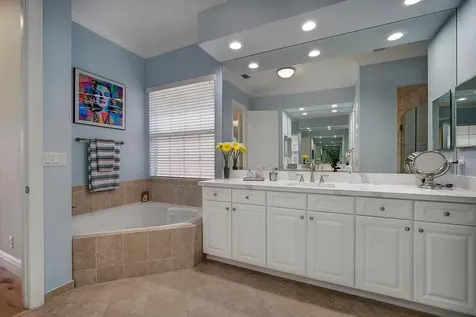 8980 Lakeview Place Parkland FL 33076