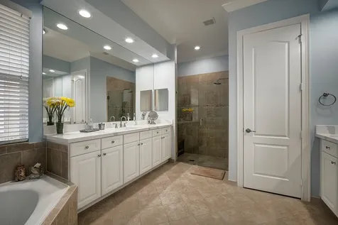 8980 Lakeview Place Parkland FL 33076