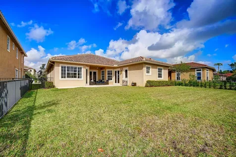 8980 Lakeview Place Parkland FL 33076