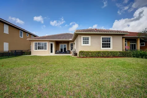 8980 Lakeview Place Parkland FL 33076