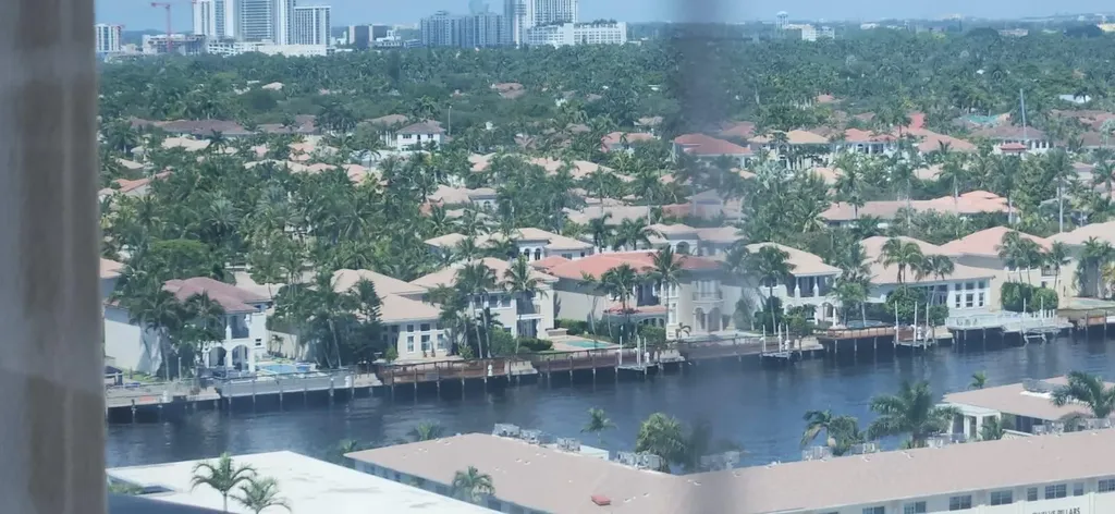 2501 S Ocean Drive Hollywood FL 33019