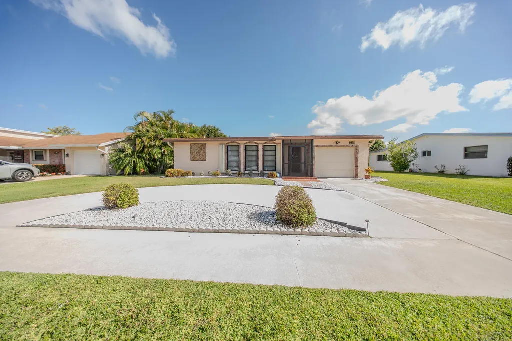 6431 Hitchin Post Way Delray Beach FL 33484
