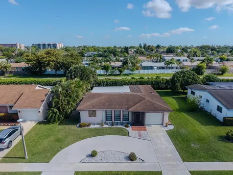 6431 Hitchin Post Way Delray Beach FL 33484