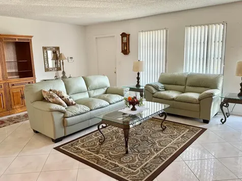 6431 Hitchin Post Way Delray Beach FL 33484