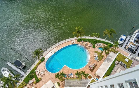 1 Las Olas Circle Fort Lauderdale FL 33316