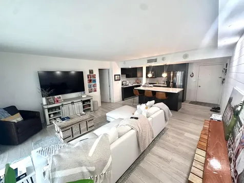 1 Las Olas Circle Fort Lauderdale FL 33316