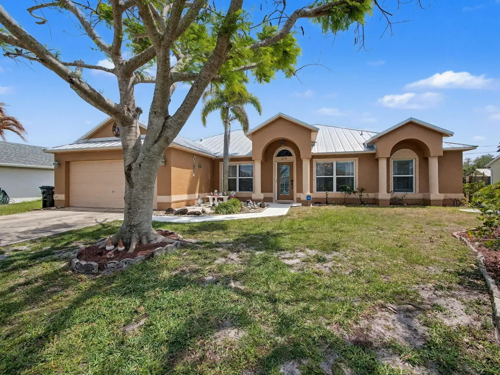 2674 SE Creston Lane Port St Lucie FL 34952